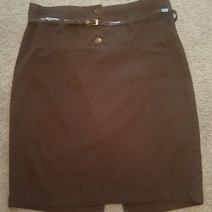 Brown pencil skirt with belt
